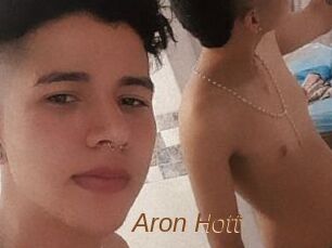 Aron_Hott