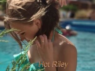 Hot_Riley