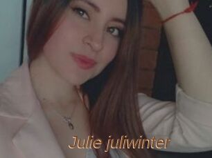 Julie_juliwinter