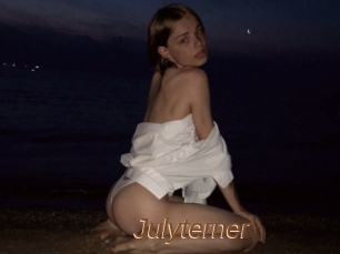 Julyterner