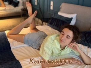 Katenextdoorr