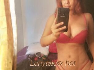 Lunytaxxx_hot