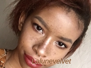 Lalunevelvet