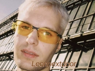 Leonnextdoor