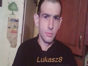 Lukasz8