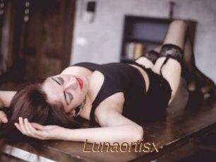 Lunaortisx