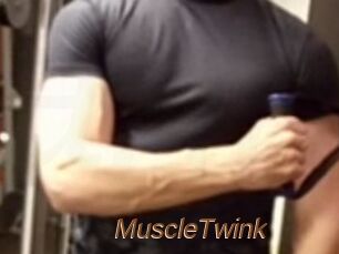 MuscleTwink