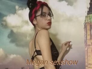 Megan_sexshow