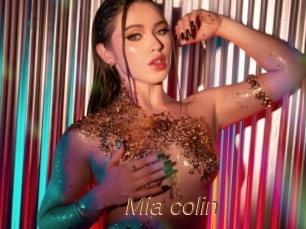 Mia_colin