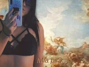 Mia_pink