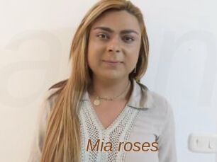 Mia_roses