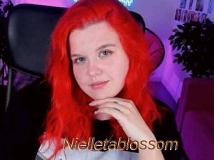 Nielletablossom